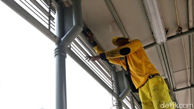 JPO di Kawasan Sudirman Dipercantik