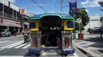 Foto: Bukan Mikrolet, Ini Jeepney Filipina!
