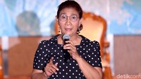 Setelah ikut ujian susulan, saat pengumuman pada 7 Juni 2018, Menteri Susi dinyatakan lulus bersama 568 peserta Paket C se-Kabupaten Ciamis. Menteri Susi mendapat nilai 429 dari 7 mata pelajaran. (Foto: Agung Pambudhy/detikcom)