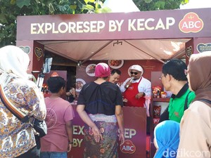 Eksploresep by Kecap ABC Ramaikan Desa Sade dengan Sajian Ayam Taliwang