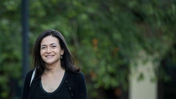 Kalau ini adalah Sheryl Sandberg, Chief Operating Officer Facebook yang banyak disebut tangan kanan Mark Zuckerberg. Foto: Getty Images