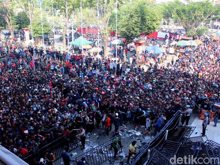 Tiket Nonton Indonesia vs Malaysia di Piala AFF U-19 Ludes