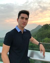 10 Pria Pengisi Hati Cinta Laura