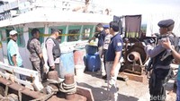 Menurut Menteri Susi 10.000 kapal maling ikan telah diusir dari laut Indonesia. Istimewa/Abdul Haris Utiarahman/detikcom
