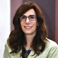 Diikuti Judy Faulkner, pendiri dan CEO Epic Systems, di urutan ketiga. Epic Systems adalah perusahaan software di bidang kesehatan yang perangkat lunaknya digunakan rumah sakit untuk menyimpan rekam medis dari 54 persen pasien di Amerika Serikat. Judy memiliki kekayaan USD 3,5 miliar atau Rp 50,3 triliun. Foto: Dok. Forbes