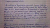 Dikutip dari Business Insider, ahli grafologi Kathi McKnight mencoba menjelaskan sedikit dari apa yang tersirat pada tulisan tangan seseorang. Hanya dari menganalisis tulisan tangan Anda, para ahli dapat menemukan lebih dari 5.000 ciri kepribadian, kata McKnight. (Foto: Twitter)