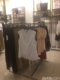 The Executive Diskon Hingga 50%, Kemeja Mulai dari Rp 130 Ribu