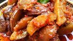 Makan Siang Mantap Pakai Jengkol Mercon dan Cabe Ijo yang Pedas