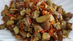 Makan Siang Mantap Pakai Jengkol Mercon dan Cabe Ijo yang Pedas