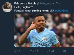 Halo, Inggris, kamu pulang ya? begitu kata Gabriel Jesus lewat selebrasinya. Gabriel Jesus sendiri sudah pulang lebih dulu usai Brasil didepak Belgia di perempatfinal. (Foto: Twitter @xhide_souza)