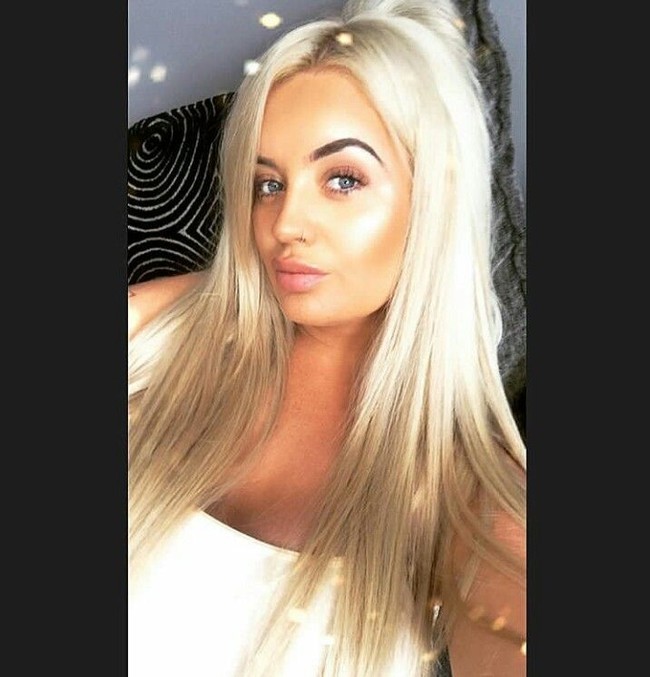 Ini Jane Park. Wanita cantik dan seksi ini adalah pemenang lotre termuda di Inggris. Foto: dok. Instagram (@janepark)