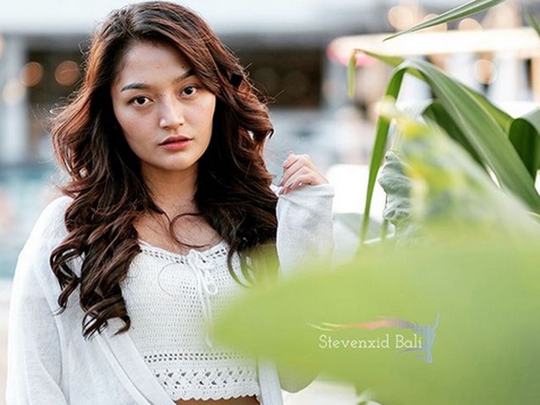 Siti Badriah Satu-satunya Musisi Indonesia di Chart YouTube Billboard Siti Badriah Satu-satunya Musisi Indonesia di Chart YouTube Billboard