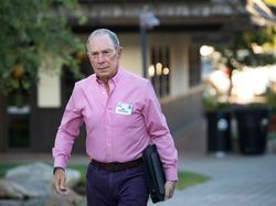 Melongok Pertemuan Rahasia Para Triliuner Berbusana Seadanya