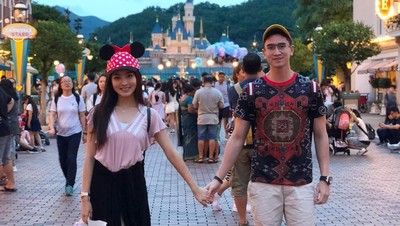 Foto: Liburan ke Hong Kong ala Verrell Bramasta & Natasha Wilona
