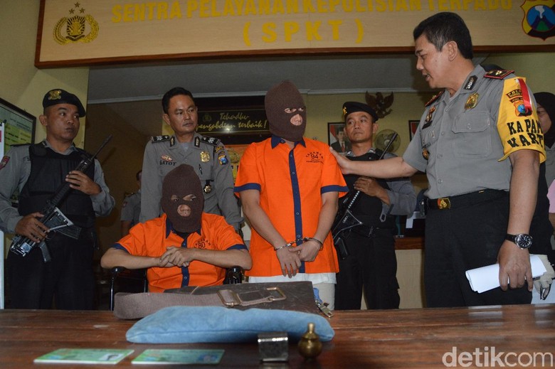 Gendam Pengunjung Plaza Madiun, 2 WN Brunei Darussalam Dimassa Gendam Pengunjung Plaza Madiun, 2 WN Brunei Darussalam Dimassa
