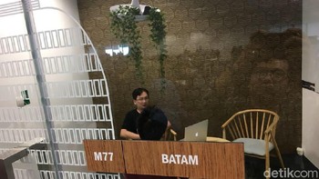 Di setiap tempat meeting, Grab menamakan ruangannya dari nama-nama kota di ASEAN. Bandung, Jakarta, Surabaya, Batam termasuk nama ruangan meeting sesuai kebutuhan karyawan Grab. Foto: detikINET/Agus Tri Haryanto