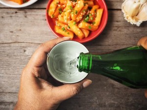 Terbaru! Soju Rasa Unik, Paduan Yakult dan Yogurt