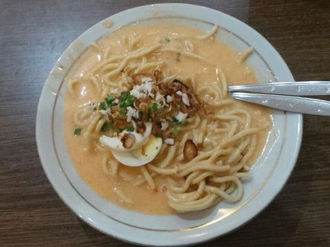 8 Makanan Khas Palembang, Ada Pempek, dan Kudapan Enak Lainnya