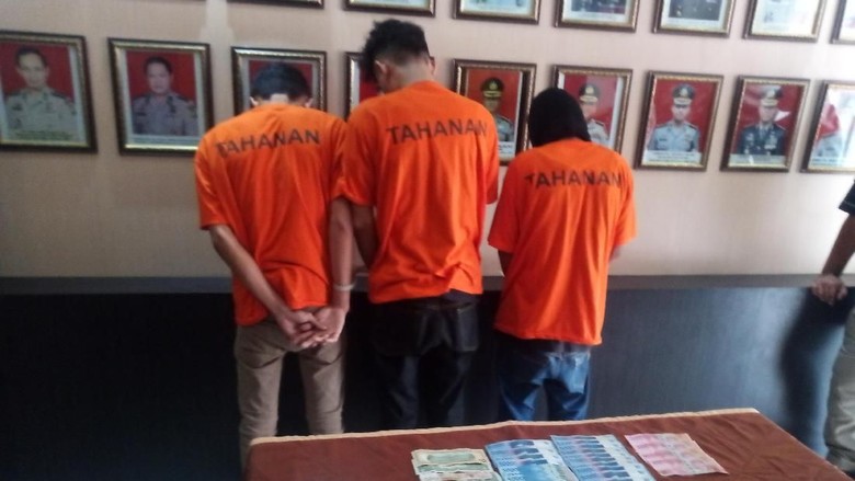 Curi Dolar Mahasiswa WN Korsel, 3 OB Punya Kartu Akses Kamar Kos Curi Dolar Mahasiswa WN Korsel, 3 OB Punya Kartu Akses Kamar Kos