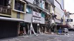 Momen Anies Kunjungi Lokasi Ledakan di Ruko Grand Wijaya