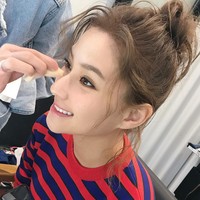 Wanita kelahiran 1991 ini pun cukup populer di Instagram. Laurinda memiliki 411 ribu lebih jumlah pengikut. Foto: Instagram @laurinda_ho