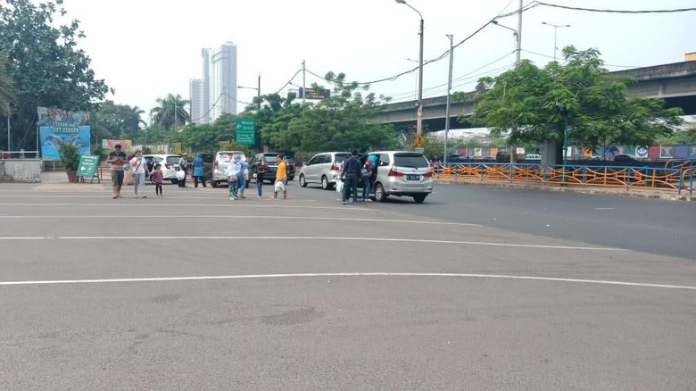 Pemalak di Gerbang Ancol yang Viral Diduga Lebih dari 3 Orang Pemalak di Gerbang Ancol yang Viral Diduga Lebih dari 3 Orang