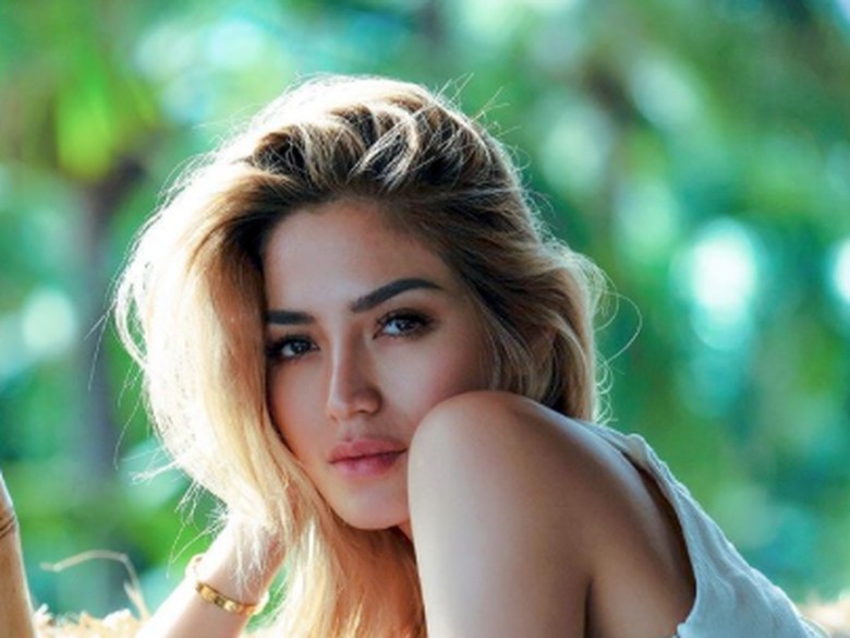 Makin Lengket, Richard Kyle Temani Jessica Iskandar di Pesta Ultah El Barrack Makin Lengket, Richard Kyle Temani Jessica Iskandar di Pesta Ultah El Barrack