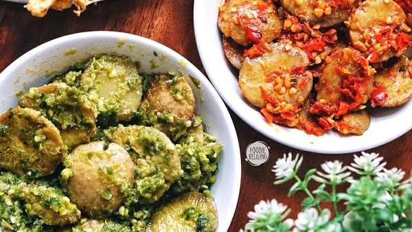 Makan Siang Mantap Pakai Jengkol Mercon dan Cabe Ijo yang Pedas