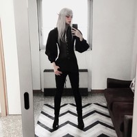 Luis Padron adalah seorang pria yang terobsesi dengan penampilan. Tak seperti kebanyakan pria yang ingin tampilan ala Ken, Luis malah mengubah wajahnya agar tidak mirip manusia sama sekali. Foto: Instagram @luispadron.elf