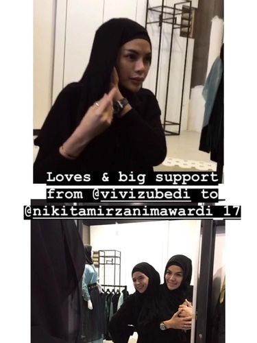 Ketika Nikita Mirzani Diajari Hijab Gaya Arab oleh 