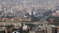 Selain Shanghai, kota paling sibuk di dunia juga ditempati oleh Beijing yang merupakan ibukota negara China. Kota ini menjadi kota dengan penduduk terbesar kedua di China yang dijuluki sebagai kotanya para enterpreneur atau pengusaha. Feng Li/Getty Images.