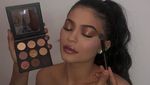 Dari Kosmetik, Kylie Jenner Jadi Miliarder Termuda