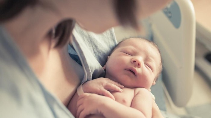 Peraturan rumah sakit tahun 1968 tentang ibu melahirkan menjadi viral di medsos. Foto: thinkstock Peraturan rumah sakit tahun 1968 tentang ibu melahirkan menjadi viral di medsos. Foto: thinkstock