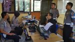 Foto: Pemeriksaan AKBP Yusuf yang Tendang Wanita di Babel