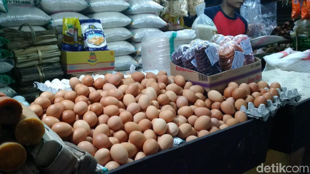 Pasca Lebaran, Daging Ayam dan Telur di Bandung Terus Naik