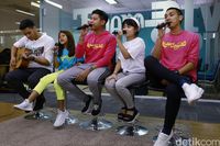 Maisha Kanna dan Lil'li Latisha Mau Terus Bernyanyi 