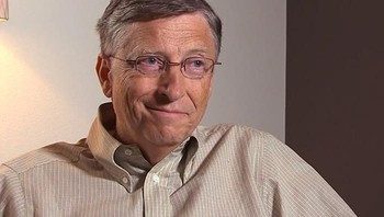 Bill Gates masa sekarang yang sudah tidak aktif lagi di Microsoft karena fokus beramal. Masih selalu masuk daftar atas orang terkaya dunia walau tak lagi yang terkaya. Foto: istimewa