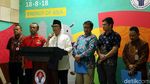 Ekspresi Bangga Menpora saat Telepon Pelari Lalu M Zohri