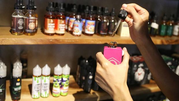Ada Lagi Tarif yang Naik di 2020, Cairan Vape!