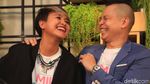 Semringahnya Ernest Prakasa dan Meira Anastasia