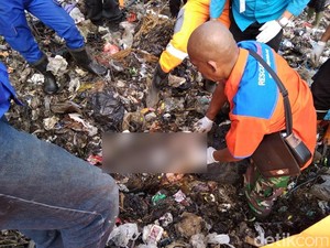 3 Hari Pencarian, Jasad Pemulung Tertimbun Sampah Ditemukan