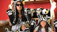 Diketahui Sheila memiliki dua anak dari pernikahannya dengan Kiki Mirano. Foto: Dok. Instagram/itssheilamj