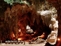 Deretan Gua Paling Menakjubkan di Dunia