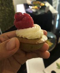 Pastry Vegan Pertama di Dunia Disajikan di London