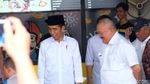 Foto: Kaesang Temani Jokowi Kunjungi Sang Pisang di Palembang