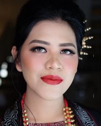 Cantiknya Kahiyang Ayu Dengan Makeup Flawless Saat Foto Hamil