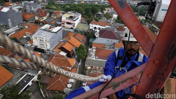 Selain itu, perawatan BTS ini juga untuk mendukung program Jakarta sebagai smartcity.