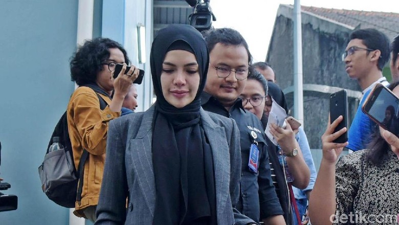 Begini Penjelasan soal Itsbat Nikah yang Diajukan Nikita Mirzani Begini Penjelasan soal Itsbat Nikah yang Diajukan Nikita Mirzani