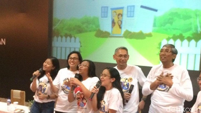 Sri Mulyani Kumpul dan Nyanyi Bareng Siswa SMP