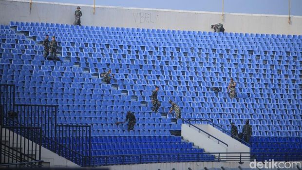 Jelang Asian Games, Seribuan Orang Bersihkan Si Jalak Harupat